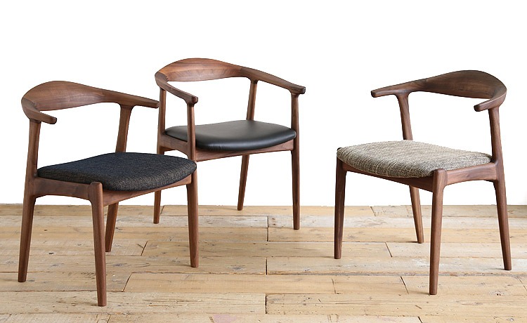 オメガ2 ダイニングチェア/椅子(セミアームチェア・ハーフアーム) 無垢