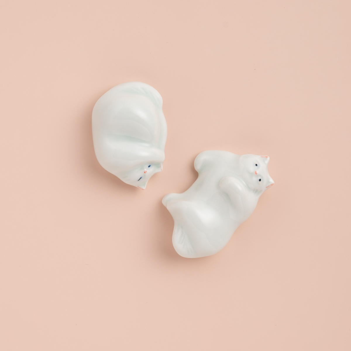 オンライン限定】sen 猫の箸置 くるり/ぽてり | お箸の専門店 【箸蔵ま