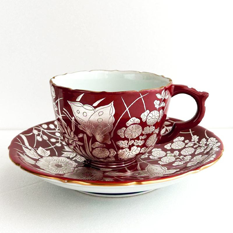 京焼清水焼 コーヒーカップ＆ソーサー 赤地銀彩花蝶紋珈琲碗皿 □双楽窯