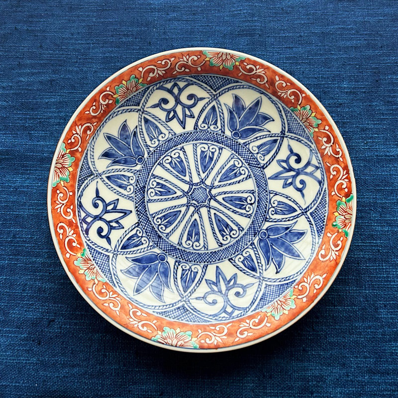 赤絵唐草古代紋8寸皿 京焼清水焼 □加藤雲泉