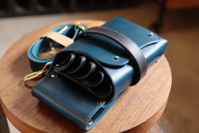 シザーケース本革5丁用 -cube s- |シザーケース専門店｜美容師向け本革