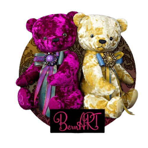 ハンドメイドのぬいぐるみ BUDI BASA |