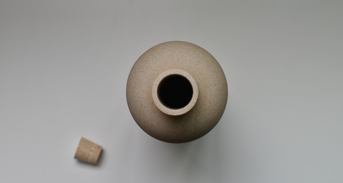 HASAMI PORCELAIN BOTTLE / ハサミポーセリンのボトル｜CATAWARA