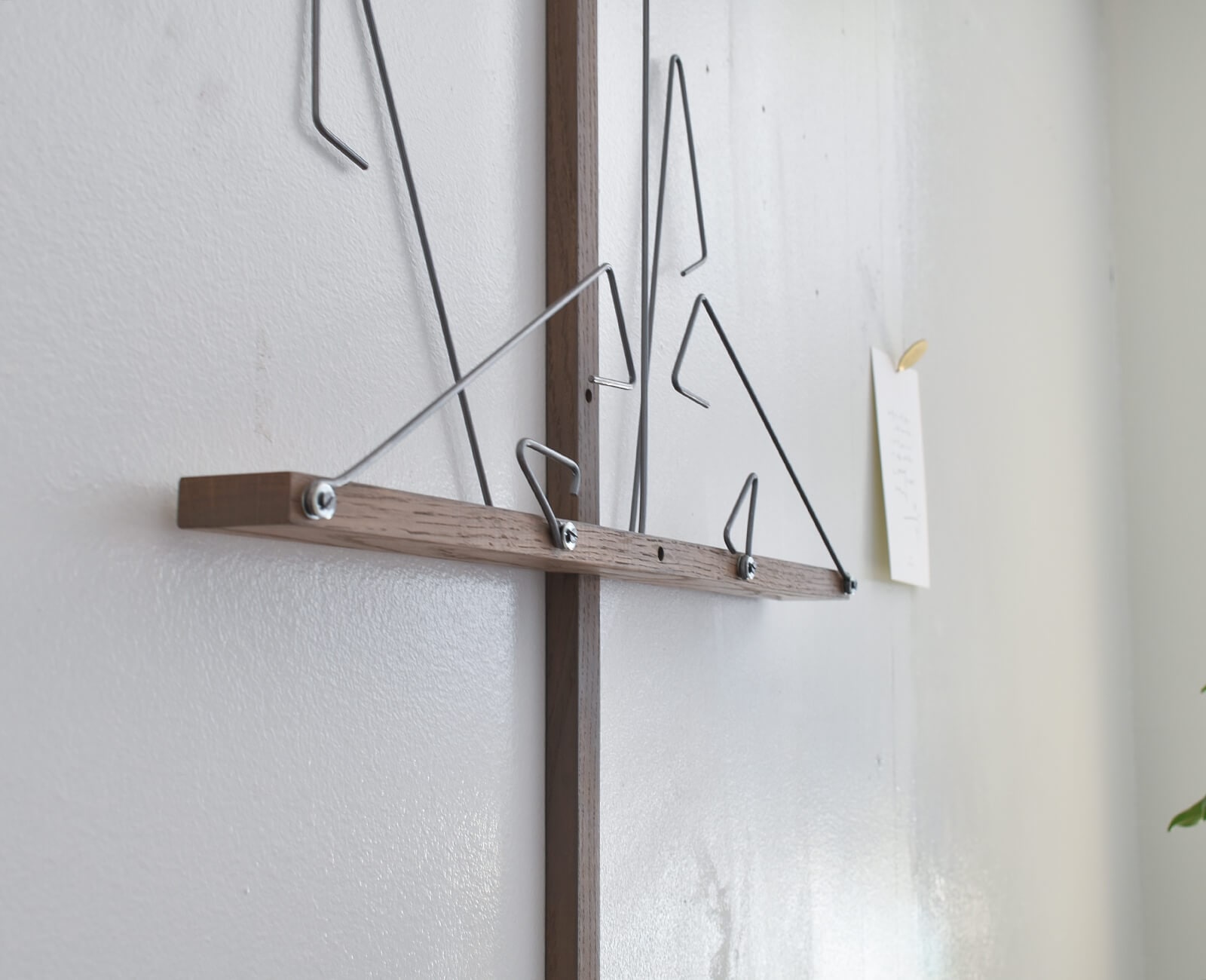 book on the wall / chikuni｜ CATAWARA（カタワラ）