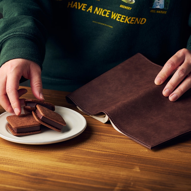 カカオハスクレザーのブックカバー A6サイズ VANILLABEANS公式