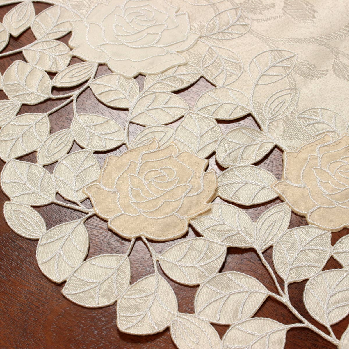 テーブルクロス バラ柄コード刺繍 約130×230cm [Rosa Fil]｜インテリア