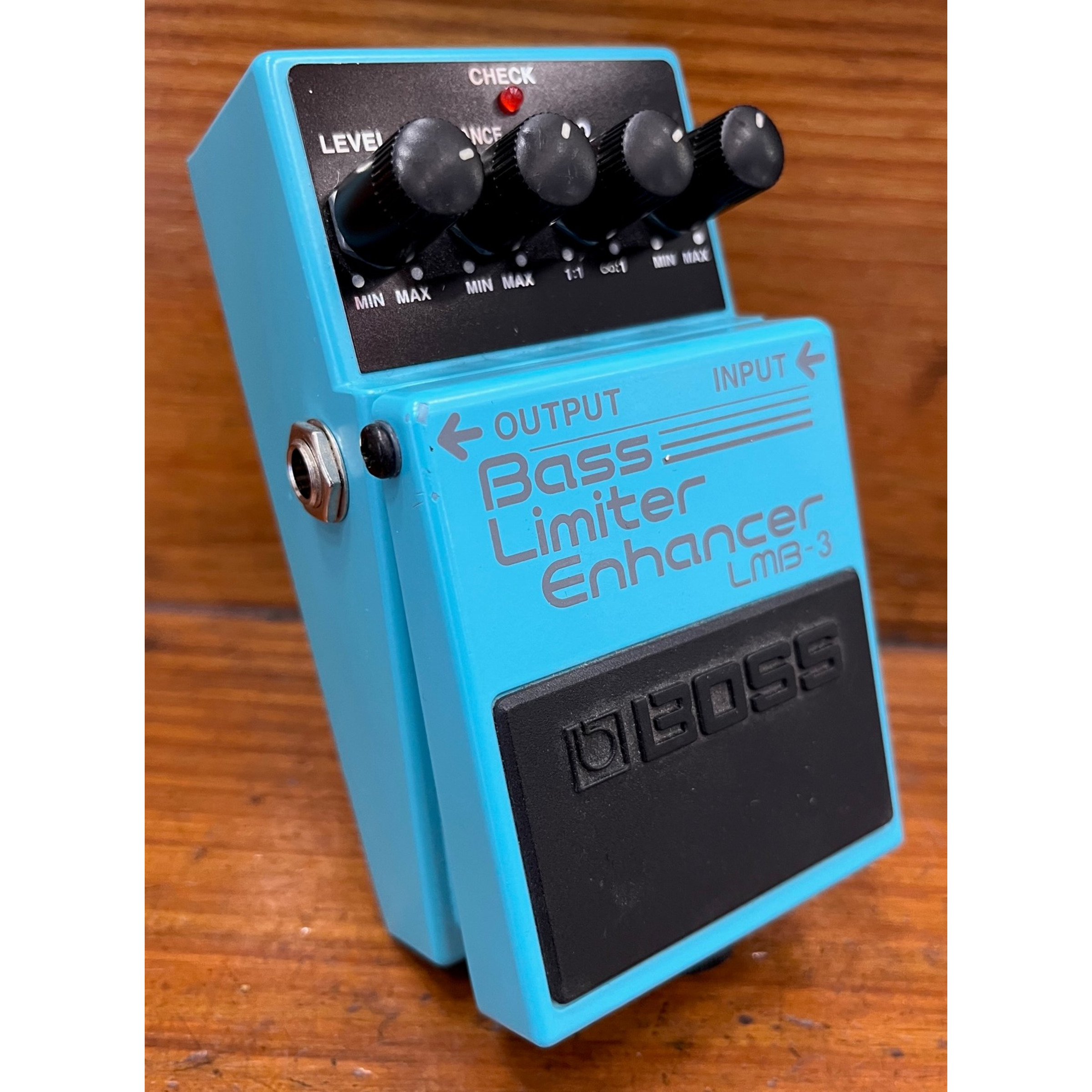 B-Stock Boss LMB-3 Bass Limiter Enhancer - GigGear