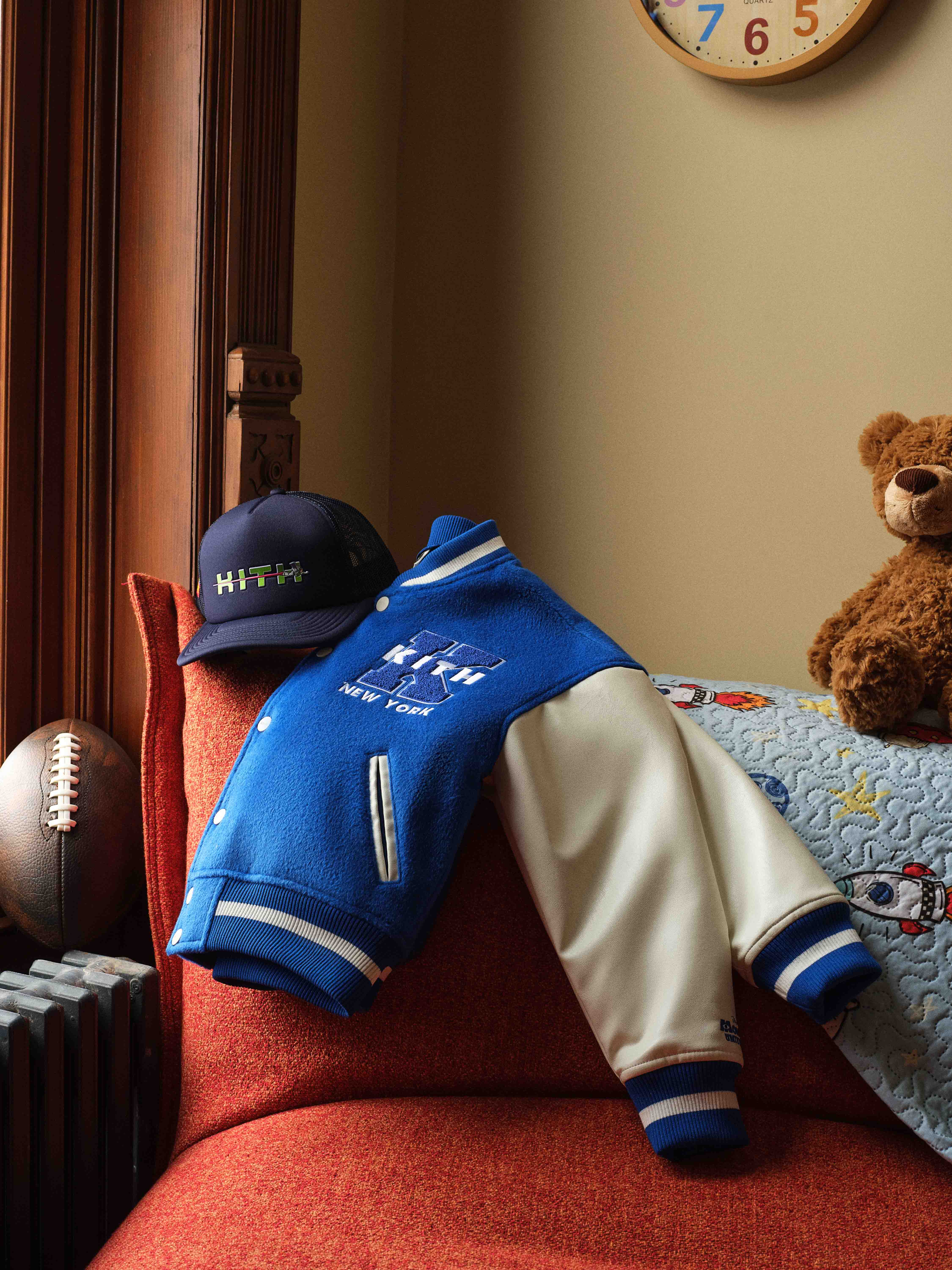 KITH 】新品未使用 Kithmas ホリデーコレクション パズル KITH 】新品