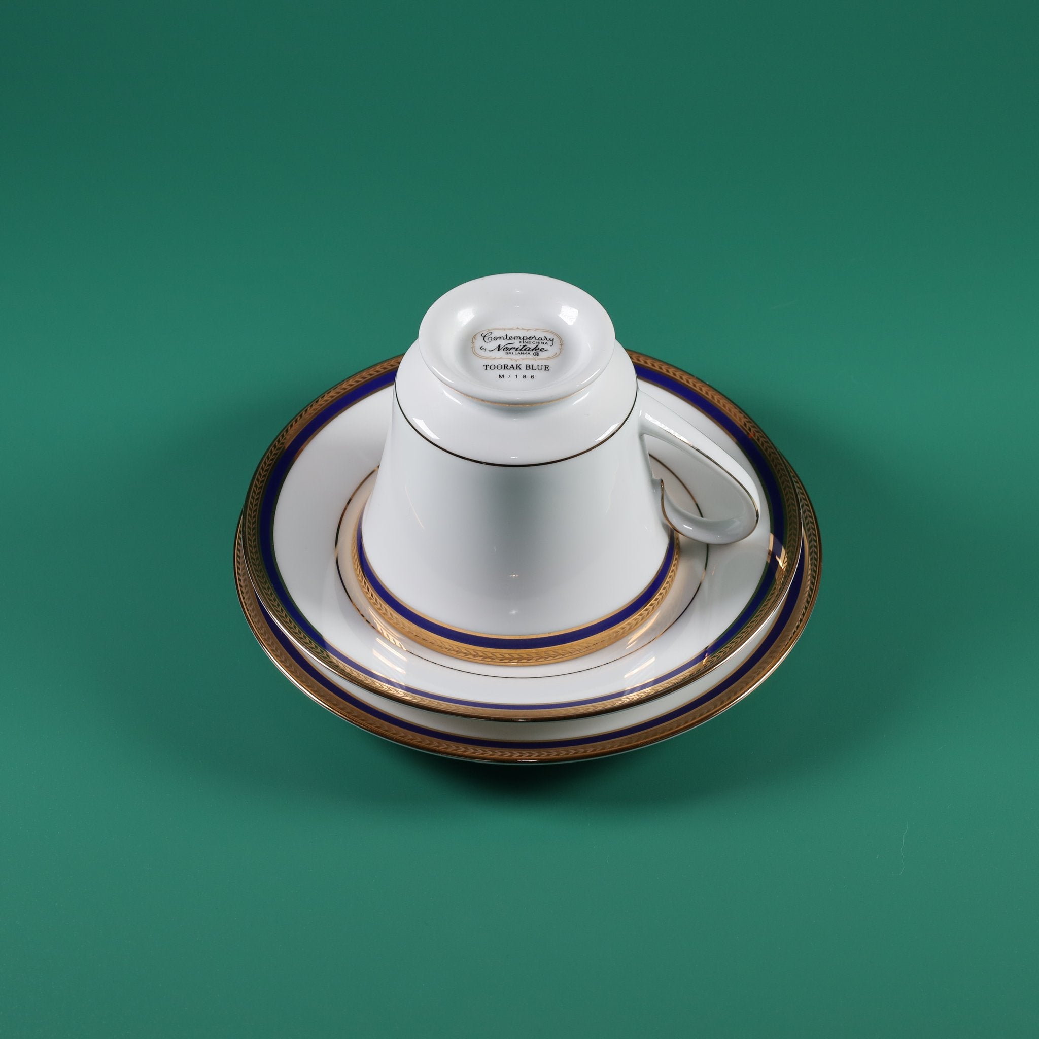 青い貴婦人 〜 ノリタケが奏でた1970年代の美食革命 － Toorak Blue