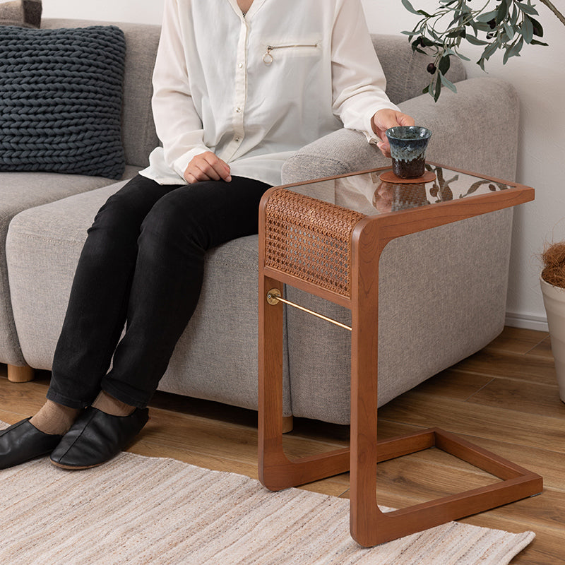 ラタン サイドテーブル – Good Decors