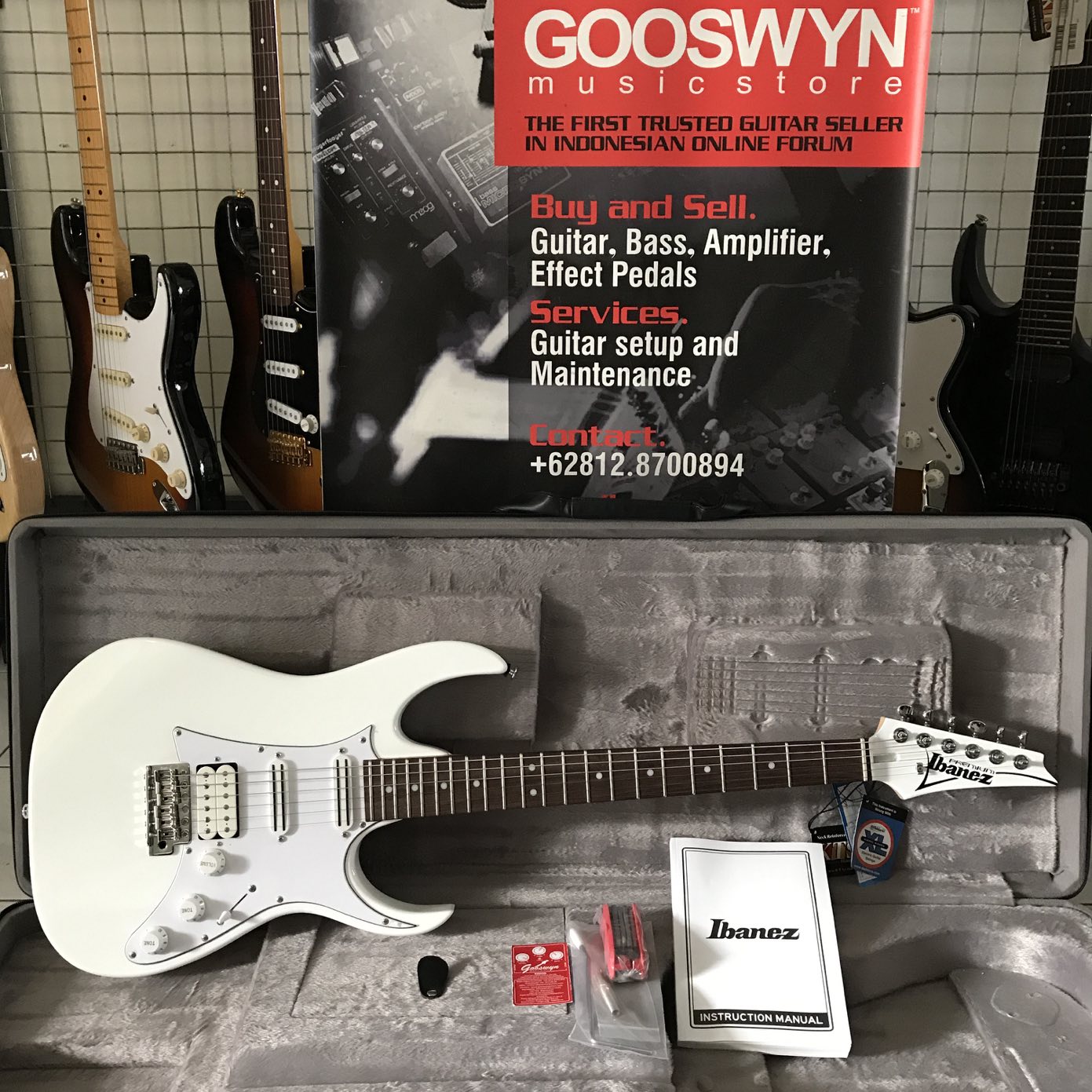 No Stock !! ** Ibanez Premium At10rp Clw Classic White Andy