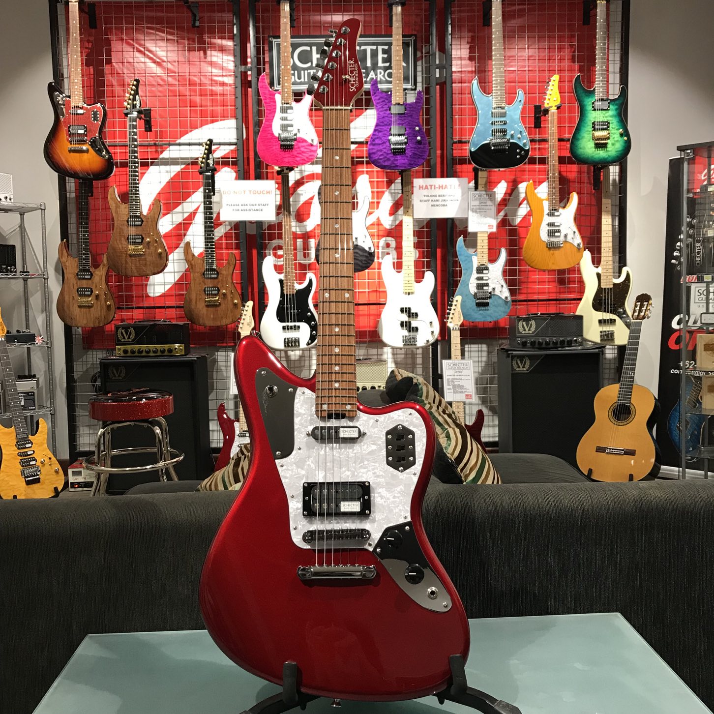 Schecter Japan Ar-06 Car – Candy Apple Red – Gooswyn Guitar