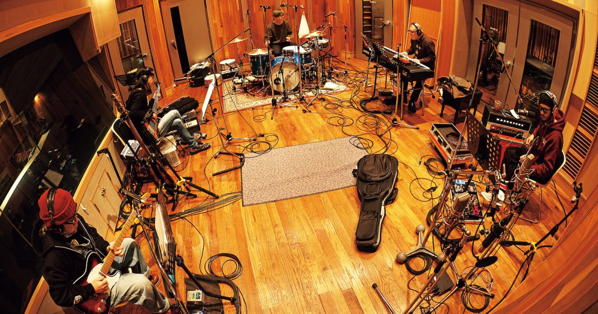 長瀬智也＆久保田光太郎率いるバンド、Kode Talkersのレコーディング