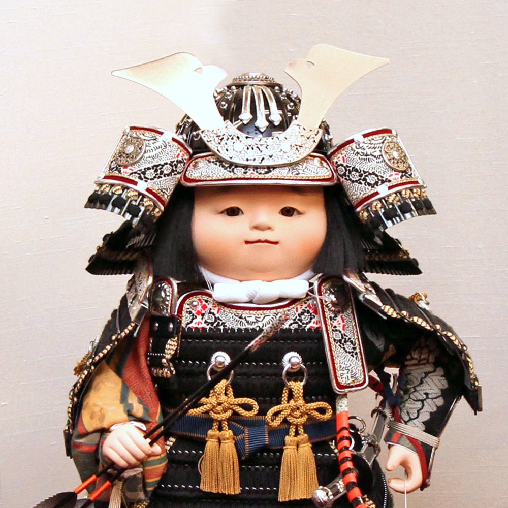 横幅45cm｜渋い子供大将飾り 尊｜五月人形のかわいい｜シルバー 銀色