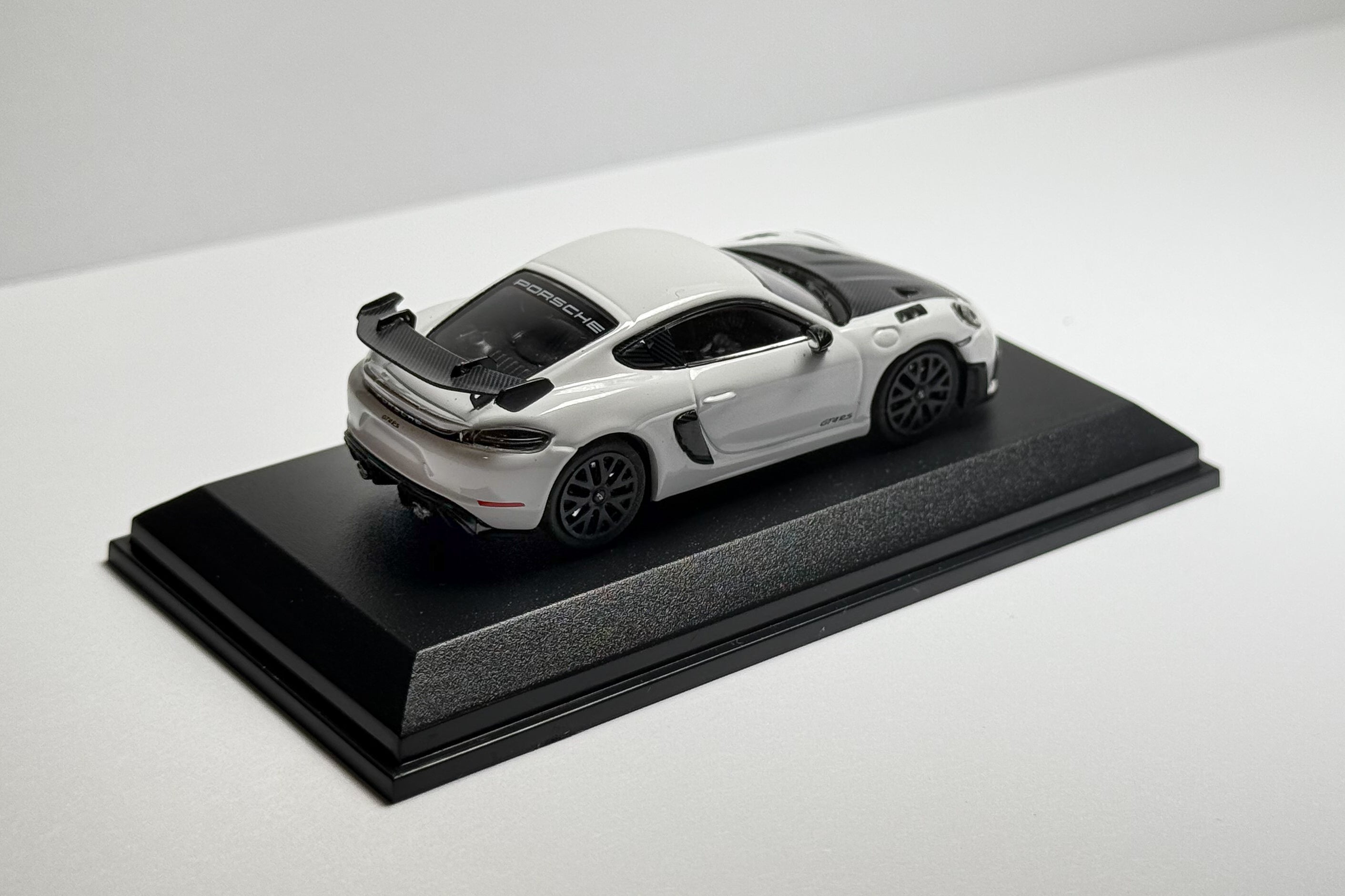 Minichamps: Porsche 718 Cayman GT4 RS - Limited Edition – GP Mini Auto