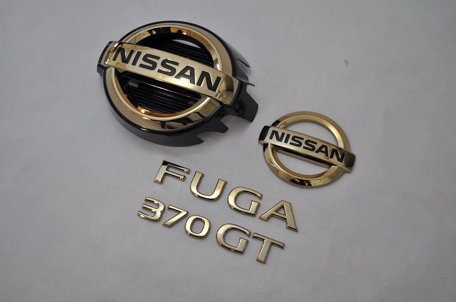 grow Y51フーガ 前期 ゴールドメッキエンブレム (^^)/｜CX-5や