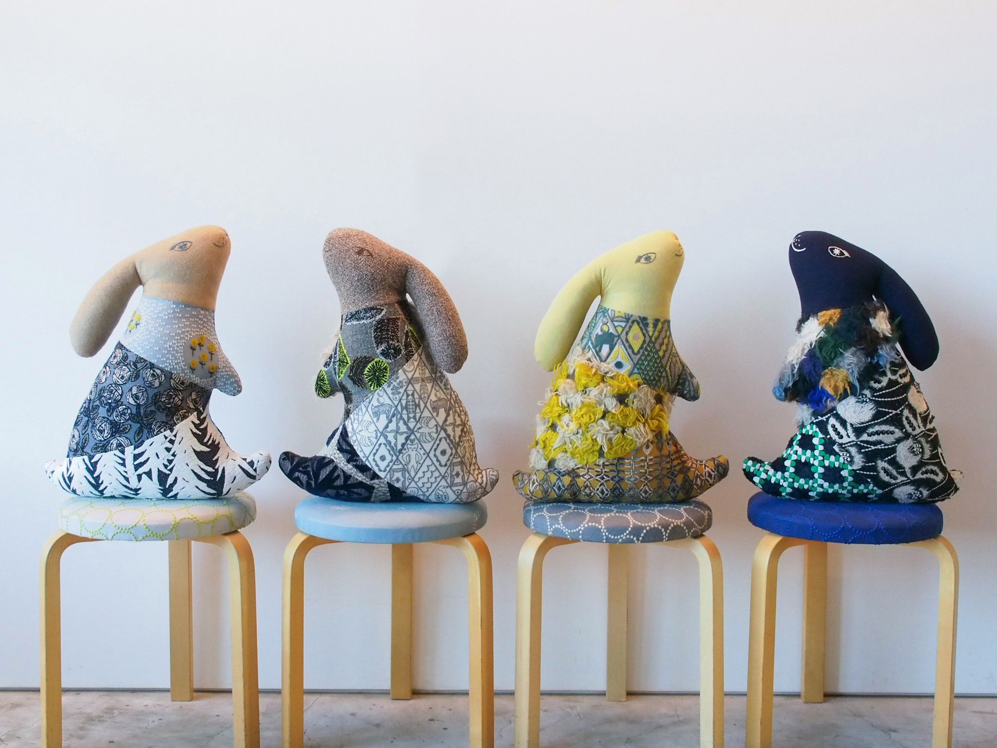 piece, usagi cushion発売のお知らせ。11月27日～ - minä perhonen