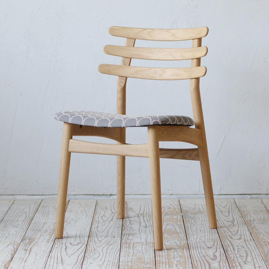 minä perhonen チェア｜FDBモブラー 日本総代理店｜北欧家具・北欧