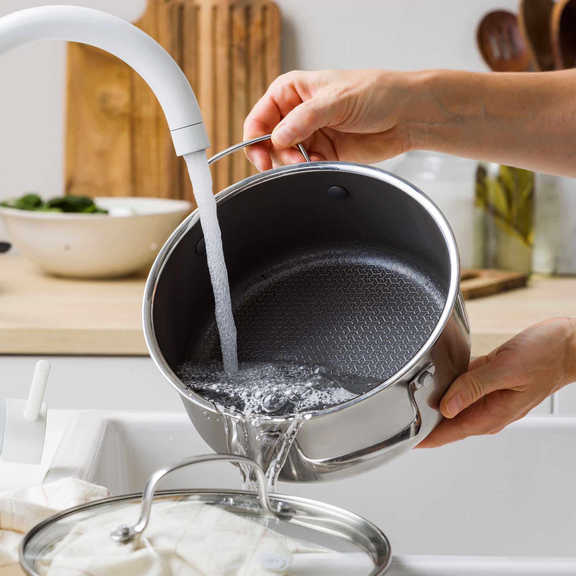 新商品】エーペックス キャセロール 20cm ガラス蓋付き – グリーンパン