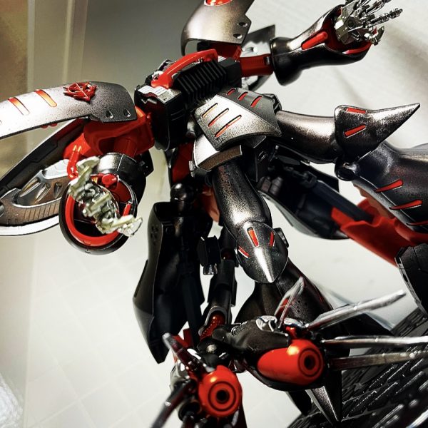 5D806E10-1152-418B-9CD9-