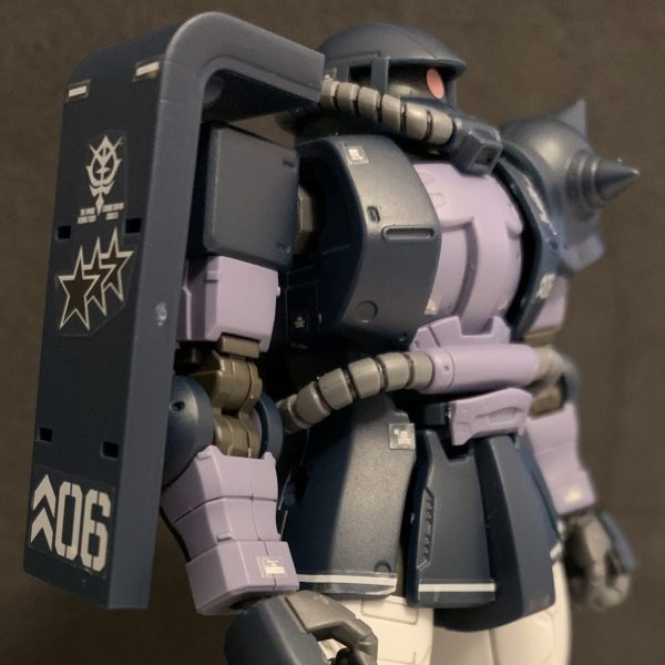 HG ザクII 高機動型 オリジン 黒い三連星｜uni_corn_gさんのガンプラ