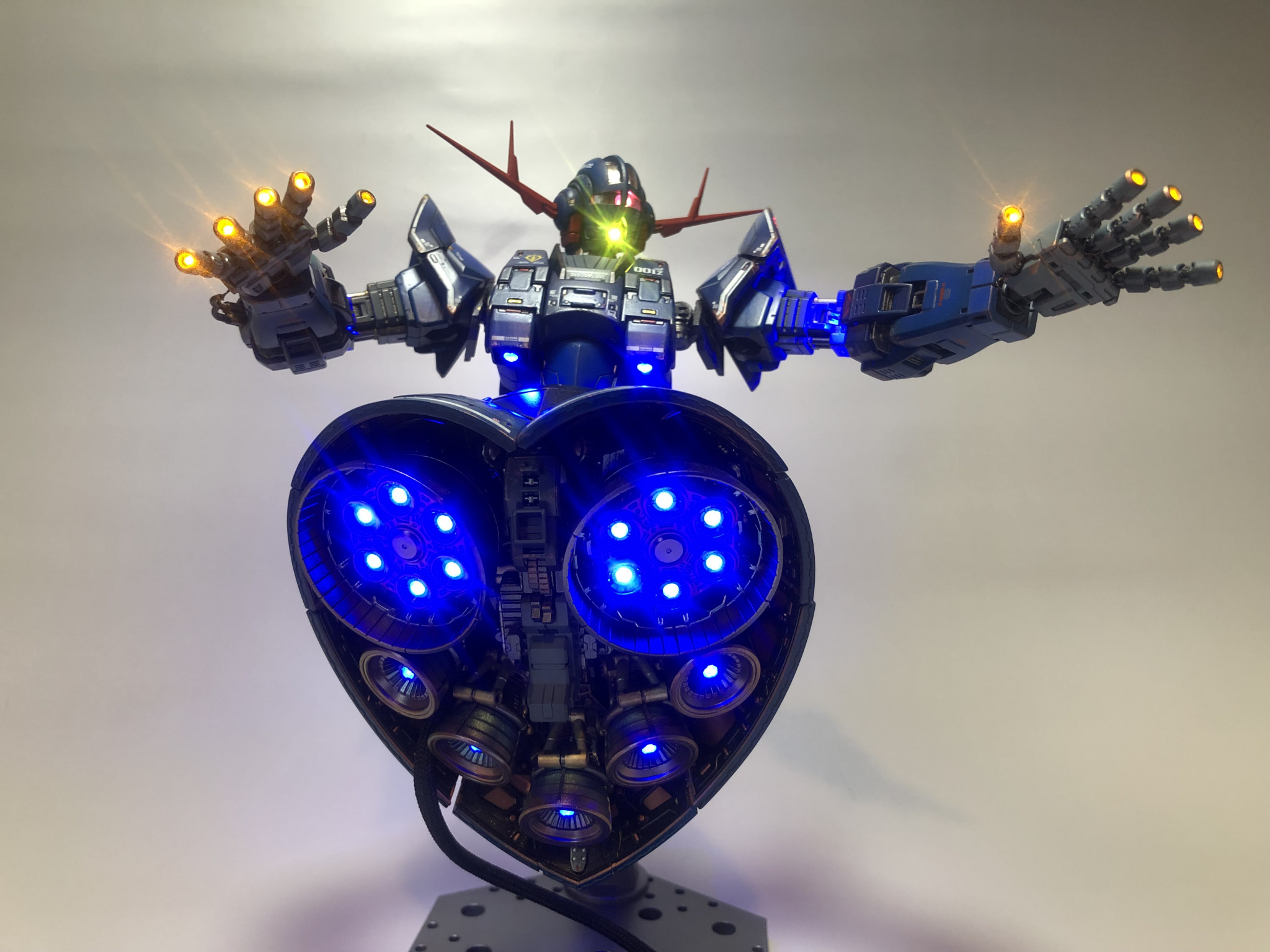 RG ジオング電飾｜T.a.k.aさんのガンプラ作品｜GUNSTA（ガンスタ）