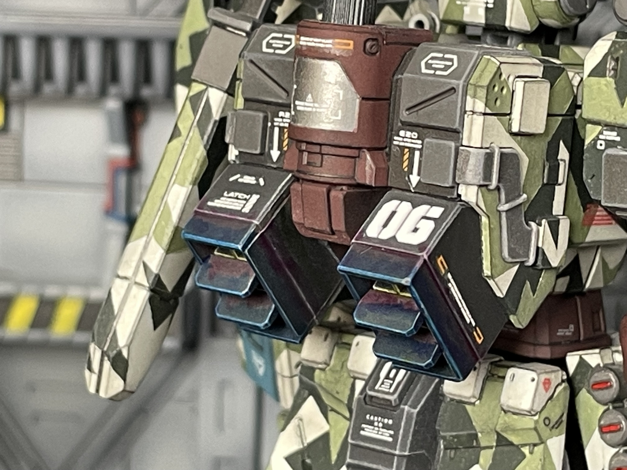 HG ジムスパルタン スプリッター風迷彩｜takiyama08gさんのガンプラ