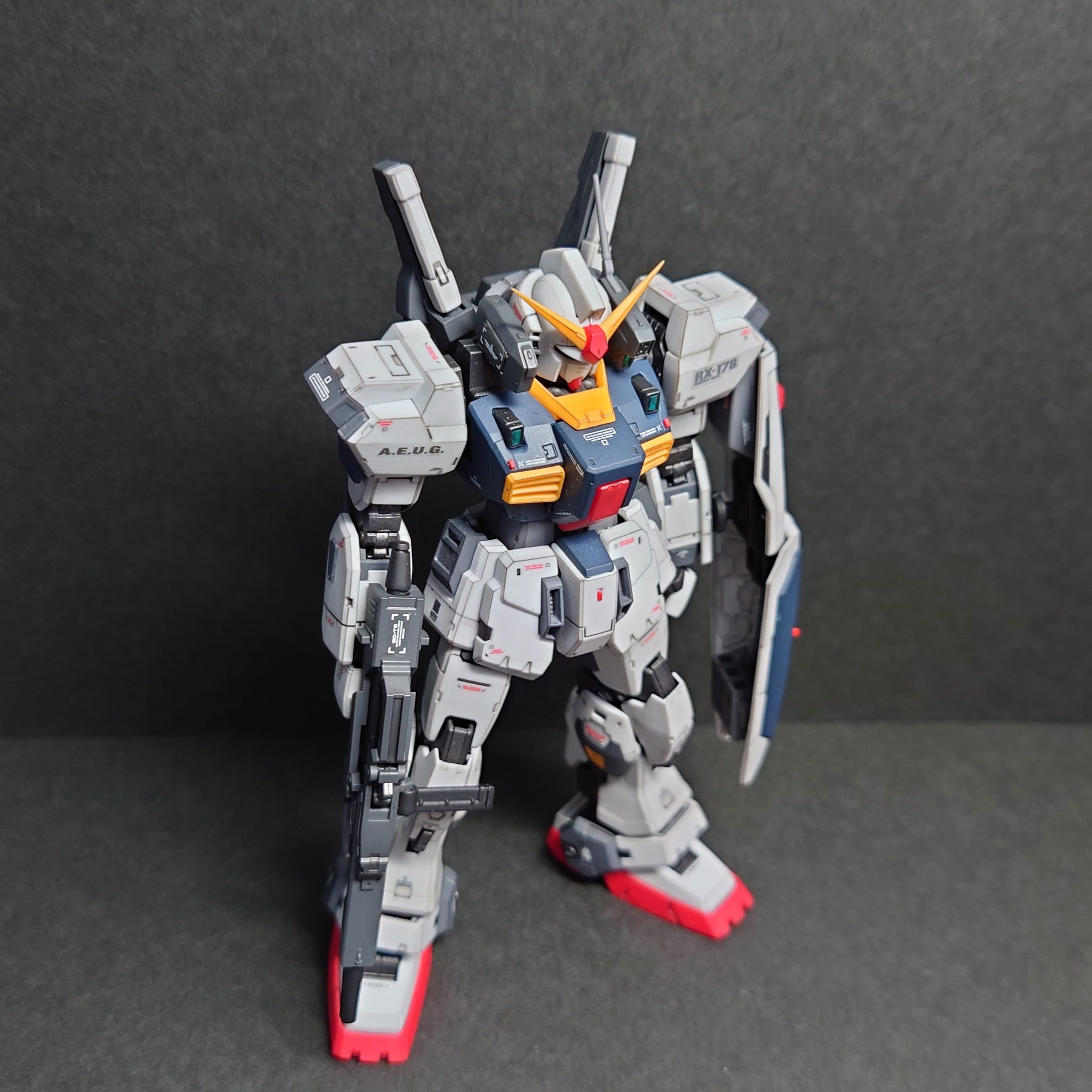 RGガンダムマークII エゥーゴ仕様｜たーけんさんのガンプラ作品
