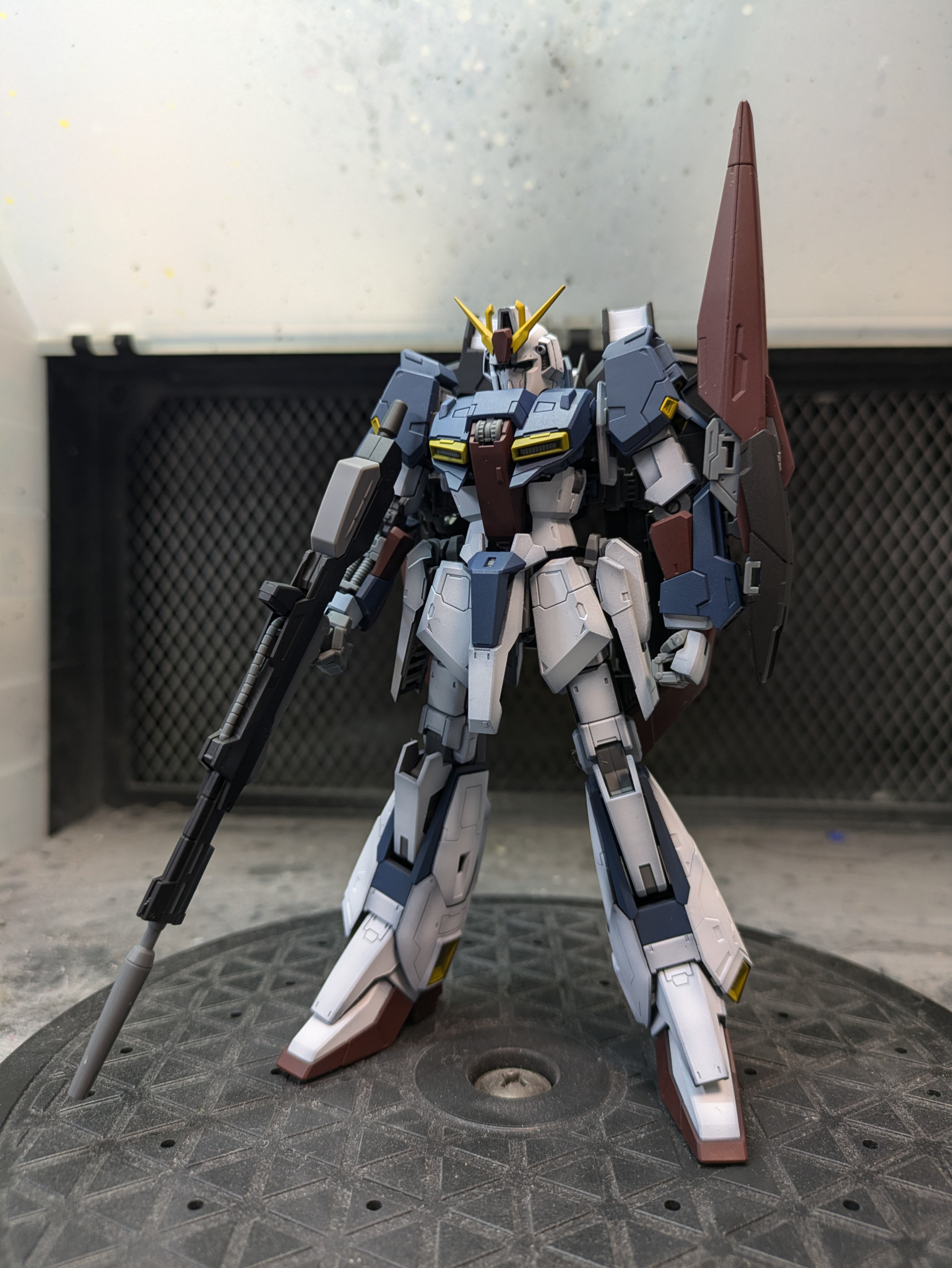 RG ZETA GUNDAMダークトリコロールカラー｜maachanさんのガンプラ作品