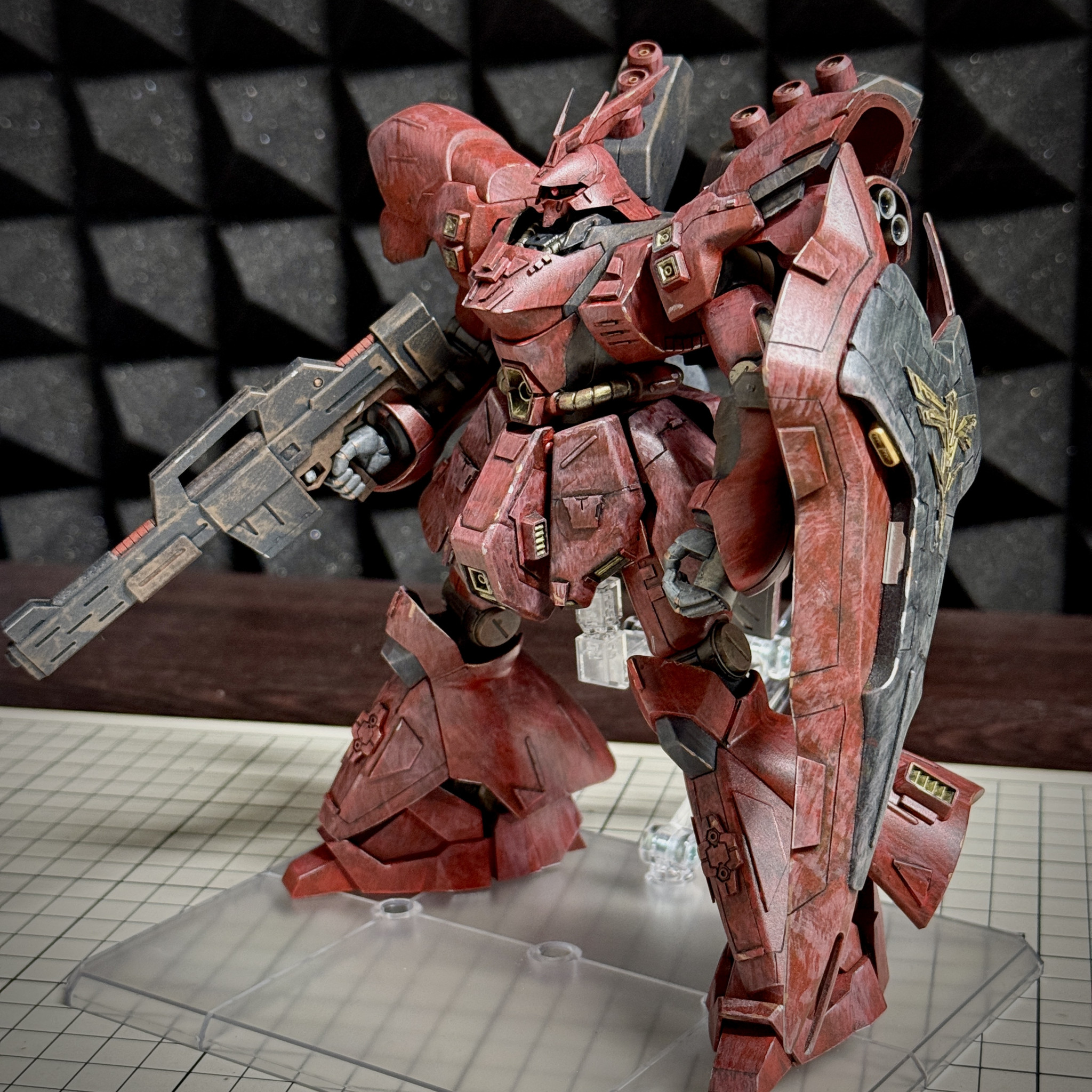 HGサザビー ジャンク品 筆塗り全塗装｜アジョラさんのガンプラ作品