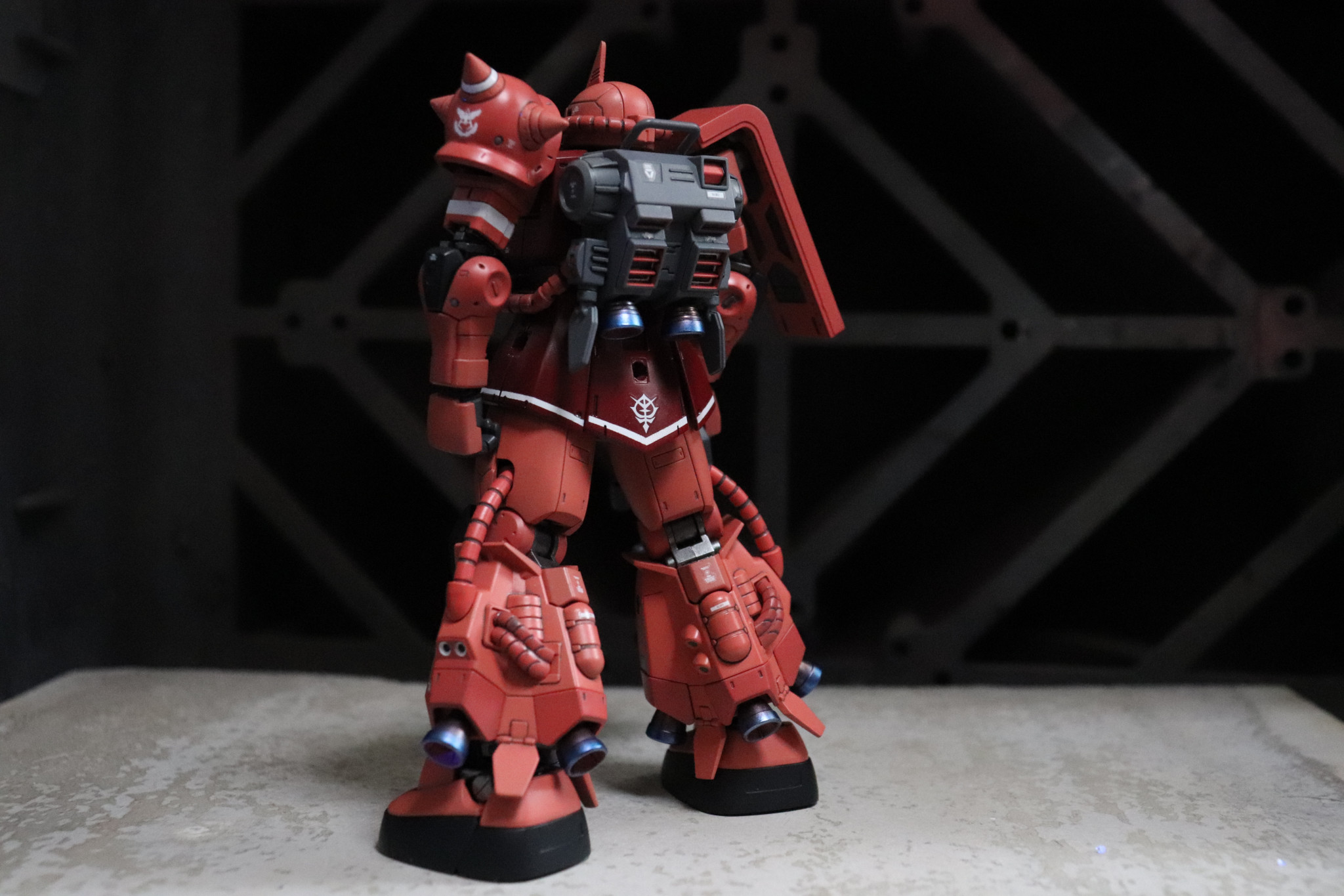 MS-06R-1A シャア専用高機動型ザクII｜thimocciさんのガンプラ作品