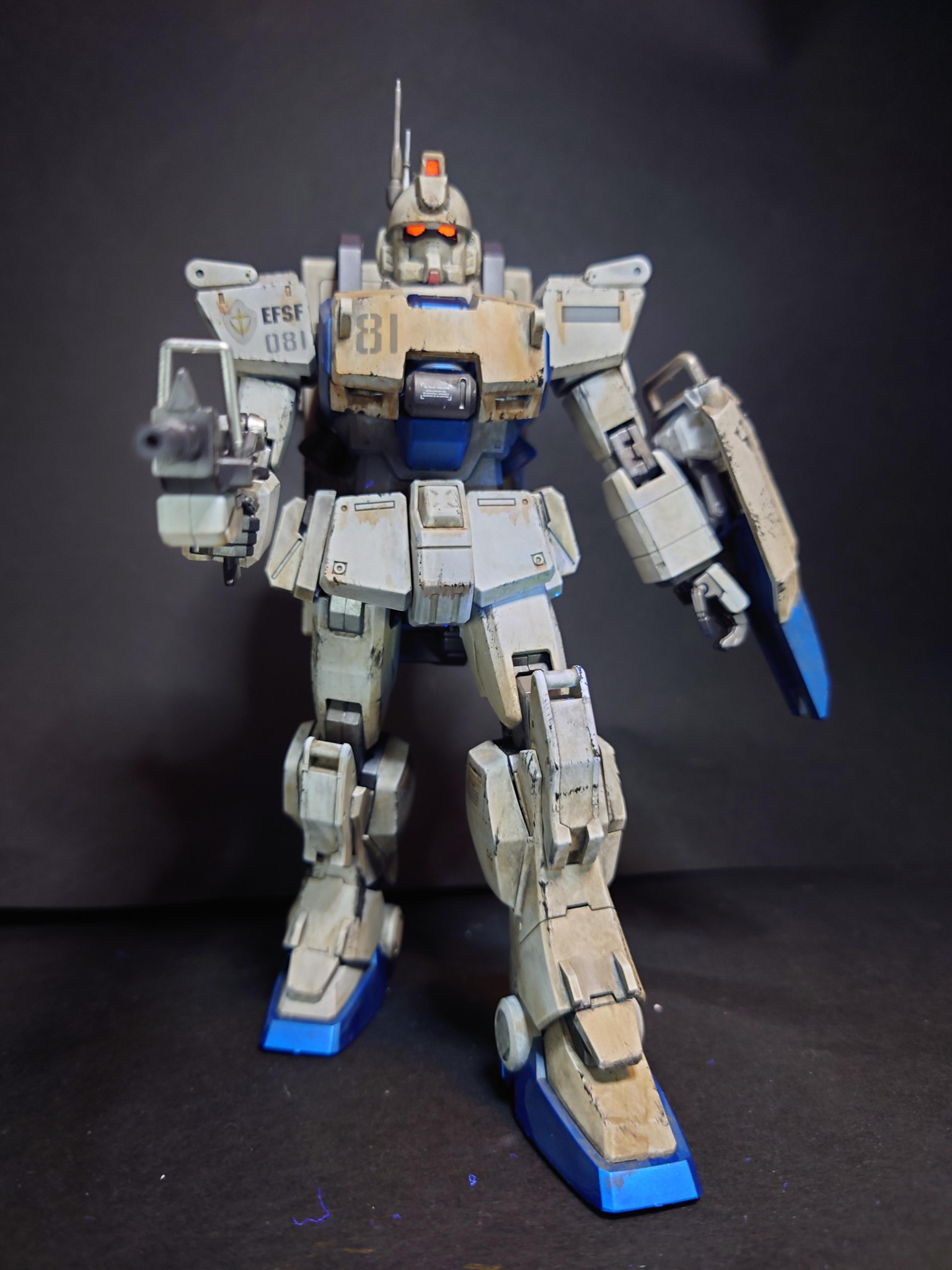 MG ガンダムEz-8 全塗装・ウェザリング(汚し)｜フィン工房さんの