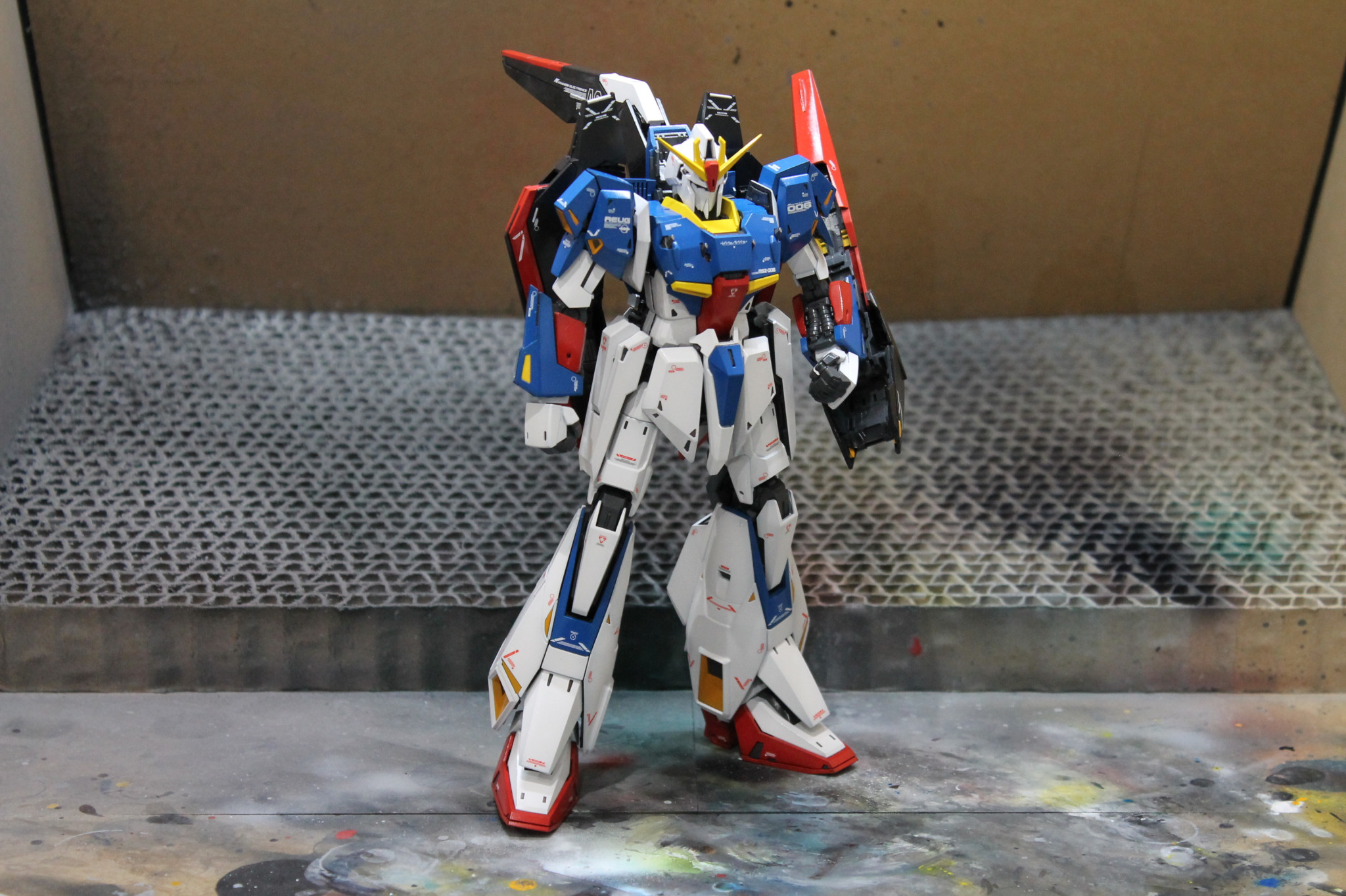 MG Zガンダム ver.ka[全塗装仮完成]｜ウォン・リーさんのガンプラ作品