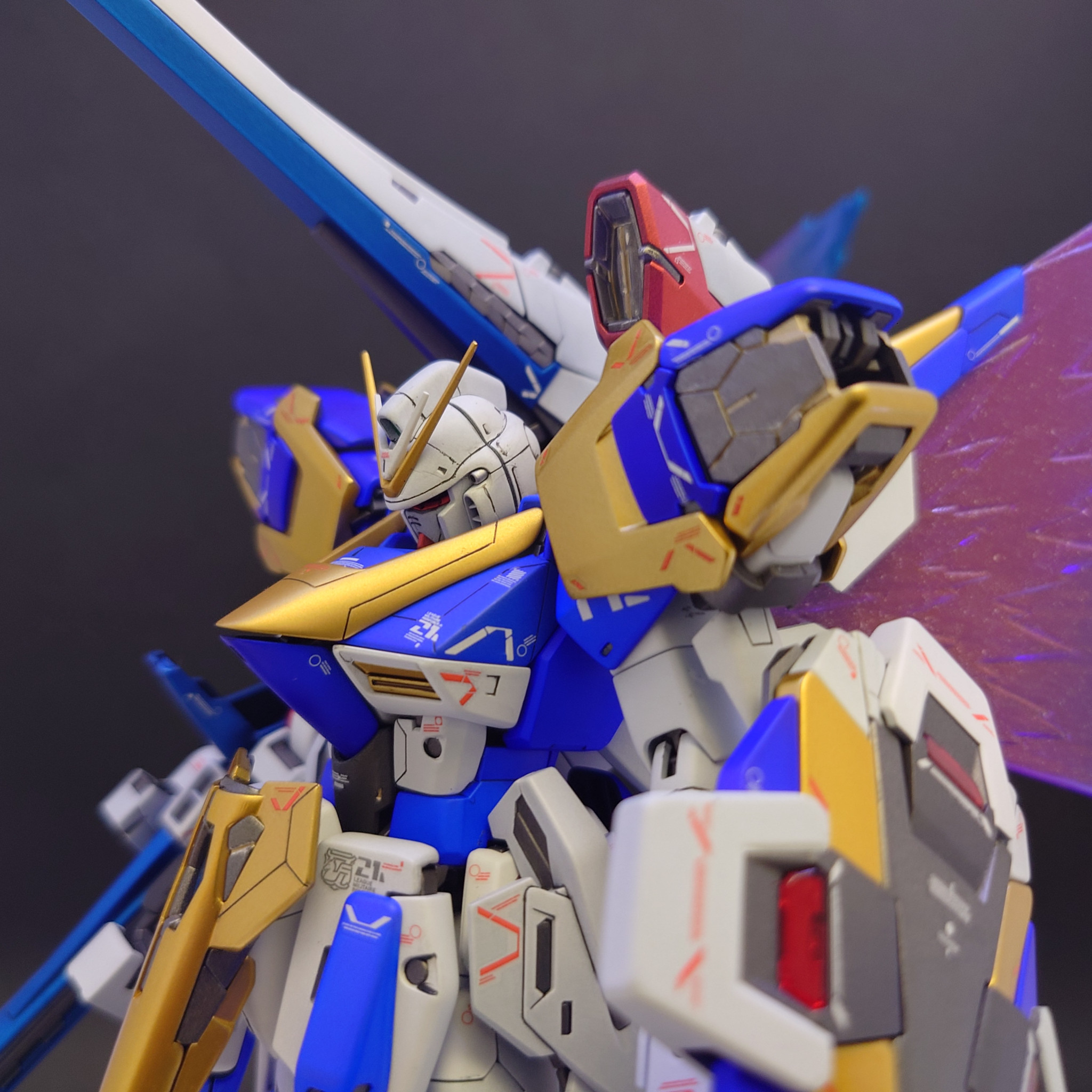 MG V2アサルトバスターガンダム Ver.Ka 全塗装｜xyzさんのガンプラ