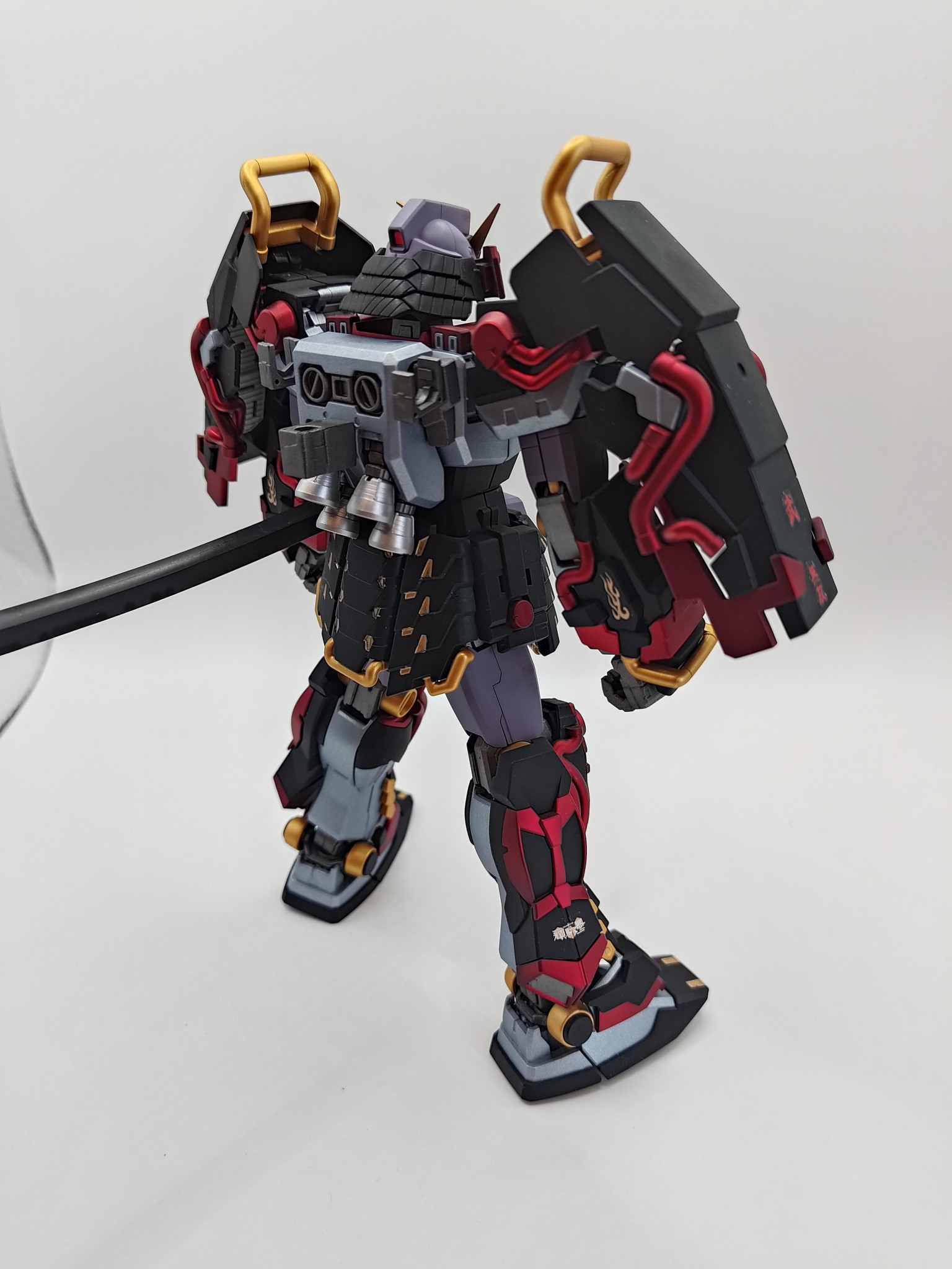 真武者頑駄無 戦国の陣 黒衣大鎧｜ギンさんのガンプラ作品｜GUNSTA