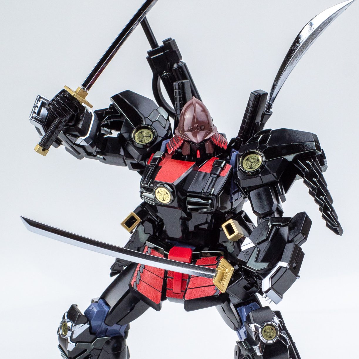 MG 武者ガンダムMk-II 徳川家康 南蛮胴具足Ver.(簡単フィニッシュ)｜M