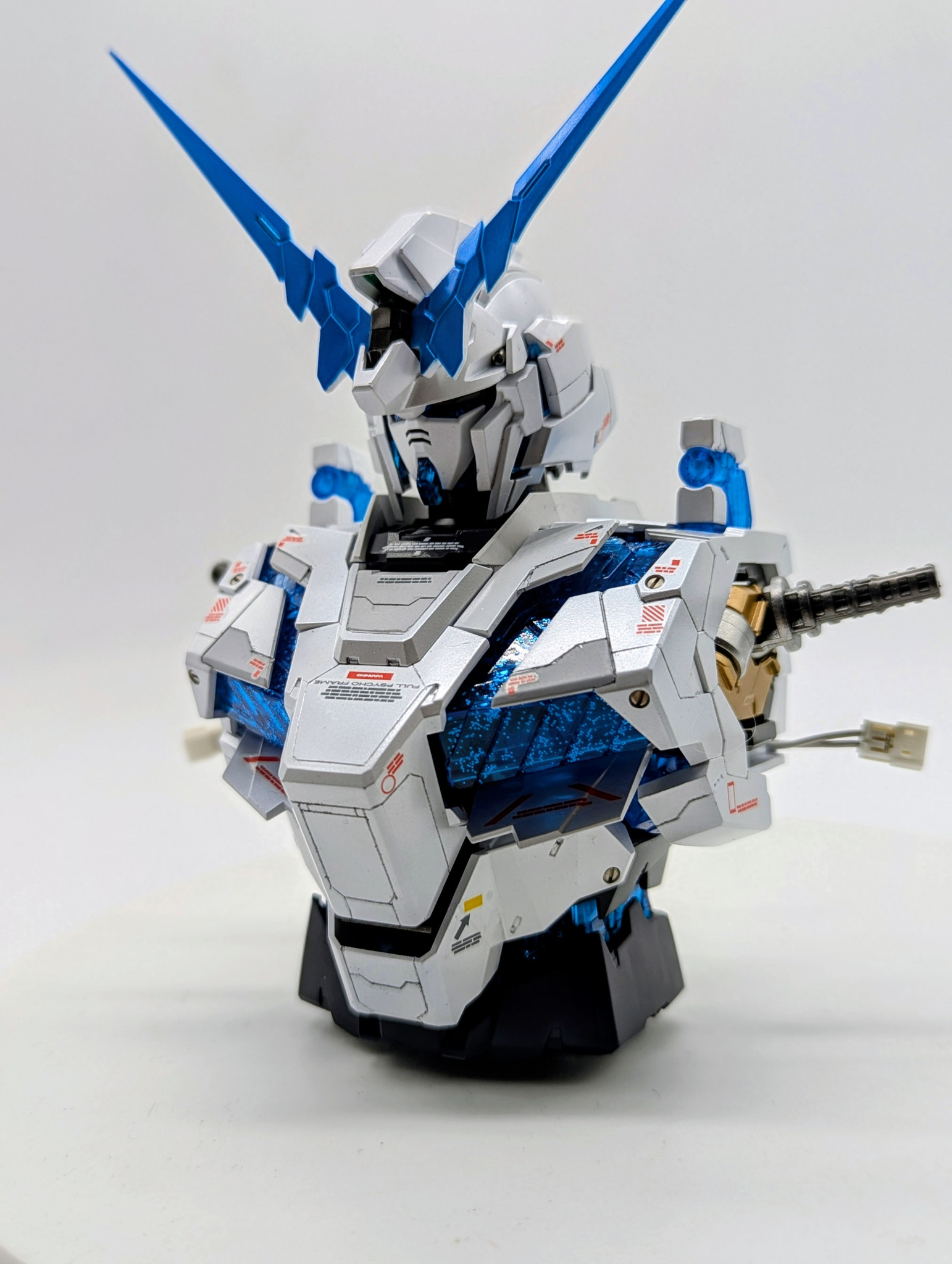 PGユニコーンガンダムペルフェクティビリティ改修全塗装完成品