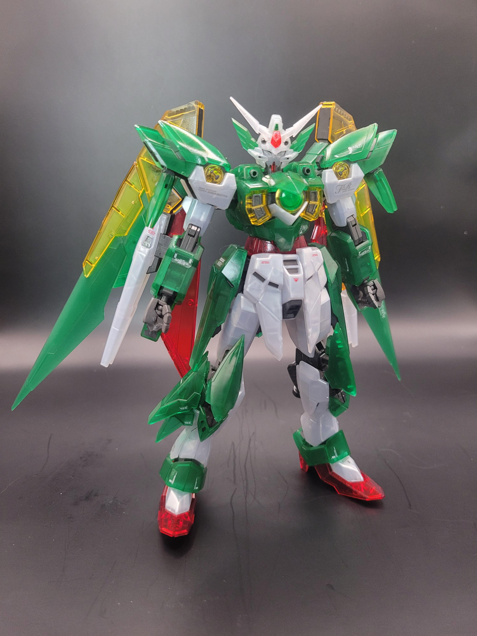 素組』ウイングガンダムフェニーチェリナーシタクリアカラー