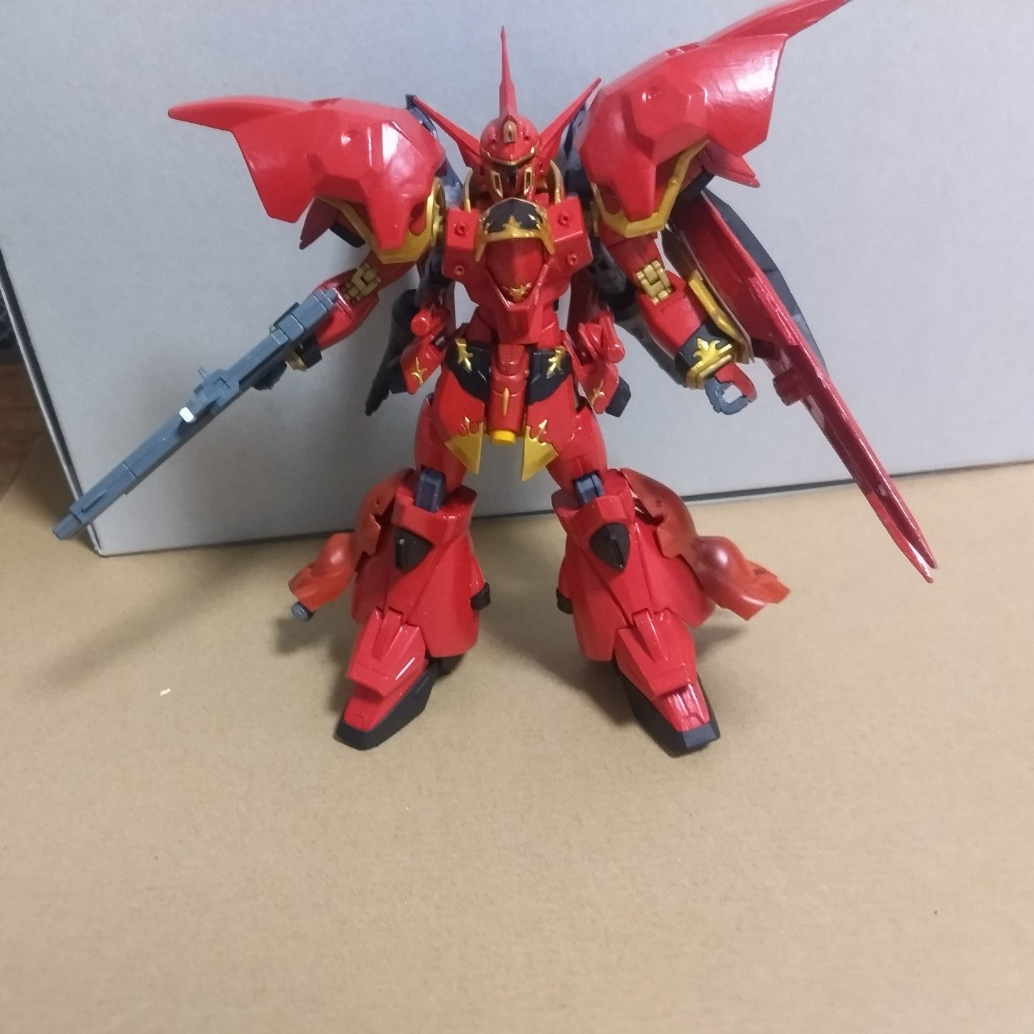 サザビーZips｜ボンクラ工作員さんのガンプラ作品｜GUNSTA（ガンスタ）