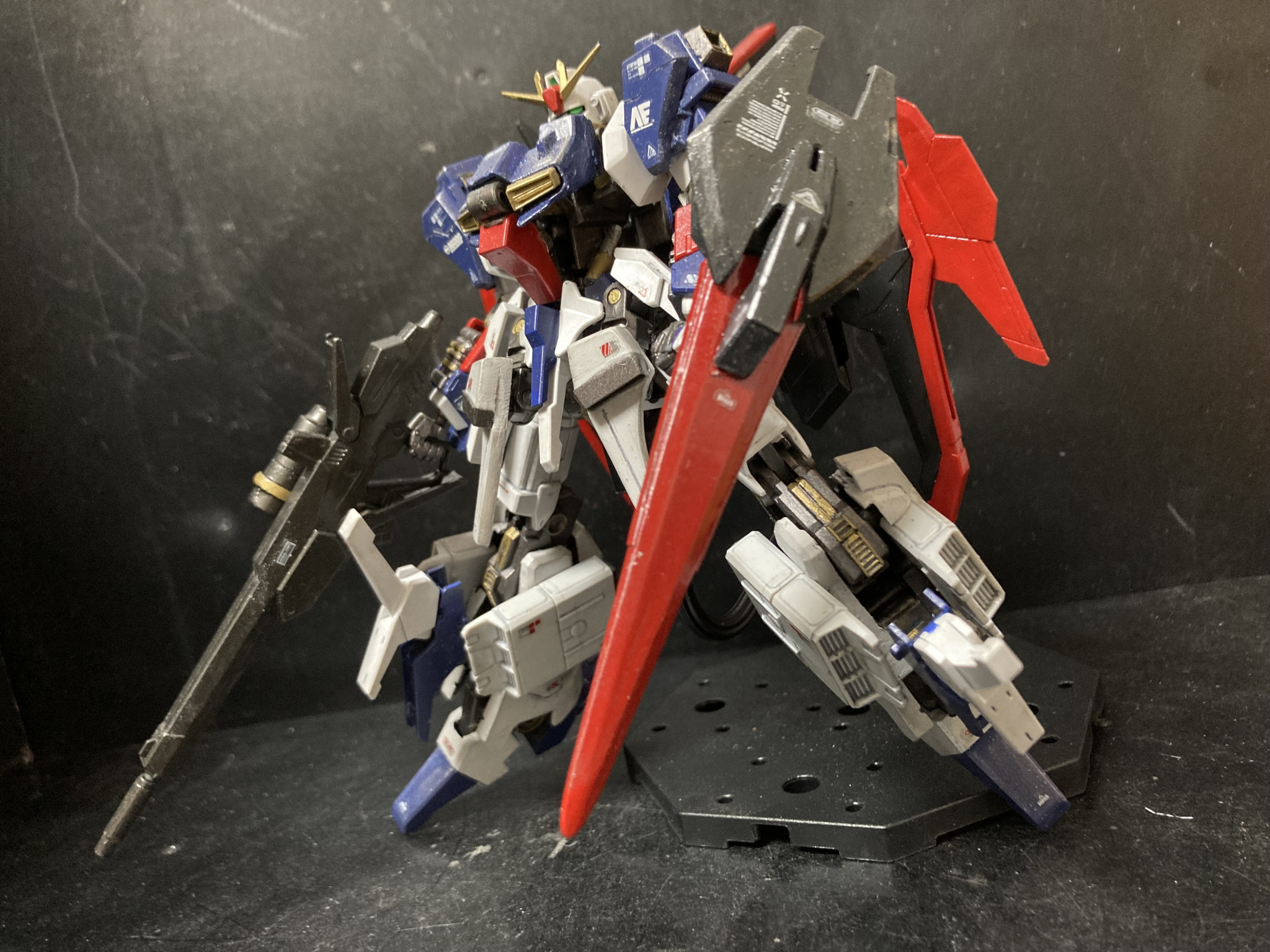 完全変形 藤田版Zガンダム｜oyz(オイズ)可変開発室室長(弐)さんの