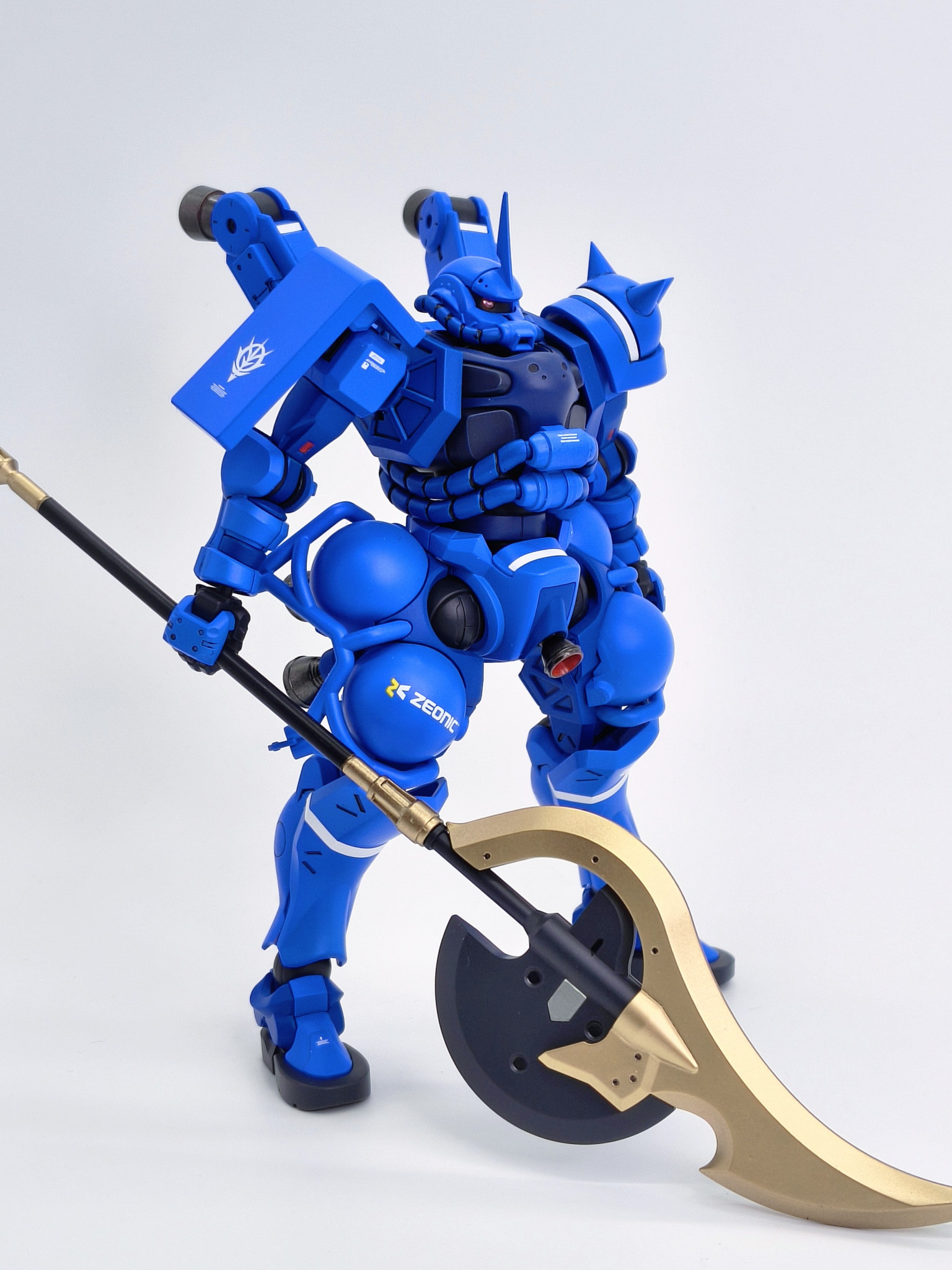 星街すいせい専用ザク(GQ)｜LENさんのガンプラ作品｜GUNSTA（ガンスタ）