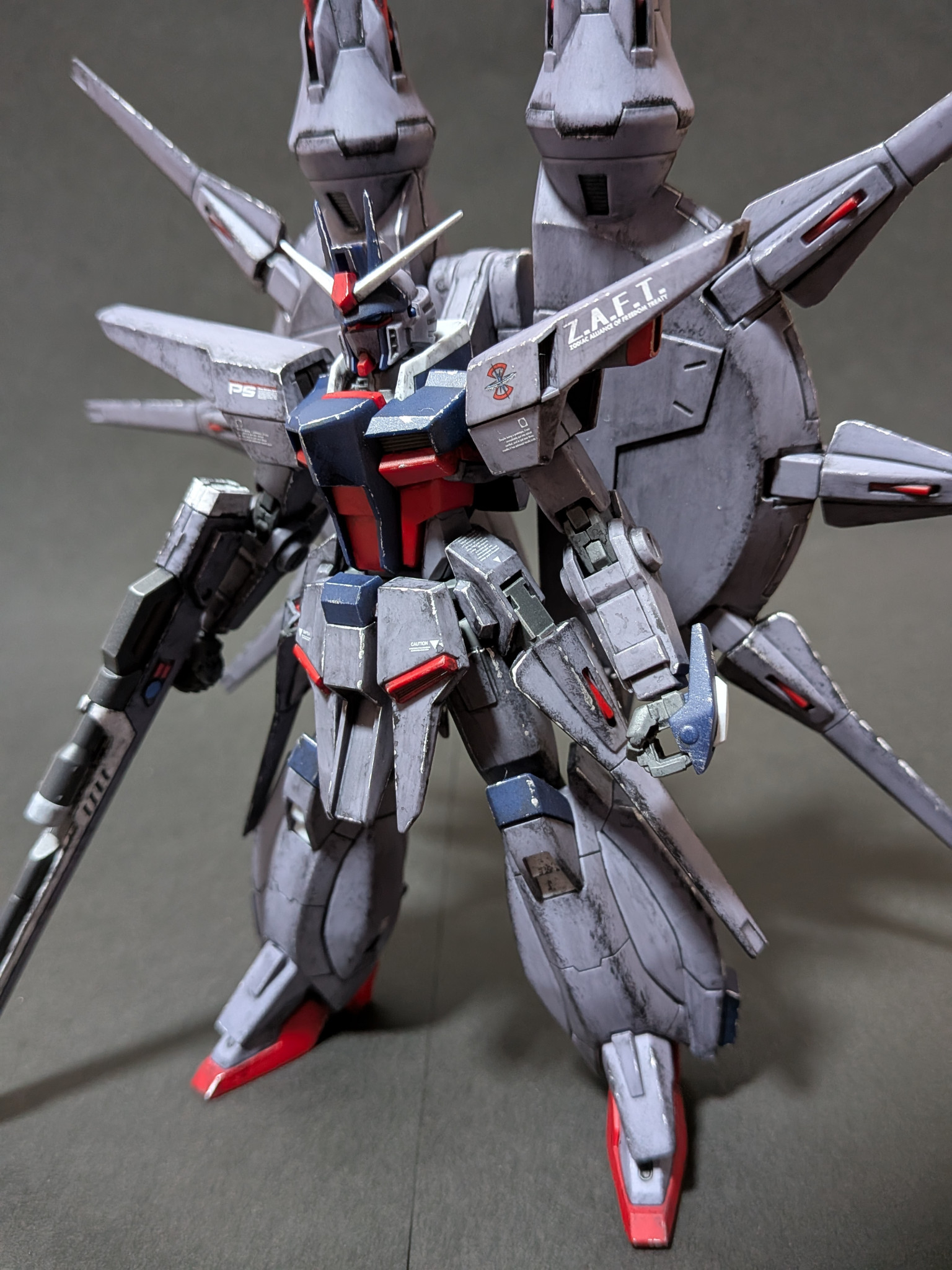 ZGMF-X666Sレジェンドガンダム｜sakuya398さんのガンプラ作品｜GUNSTA