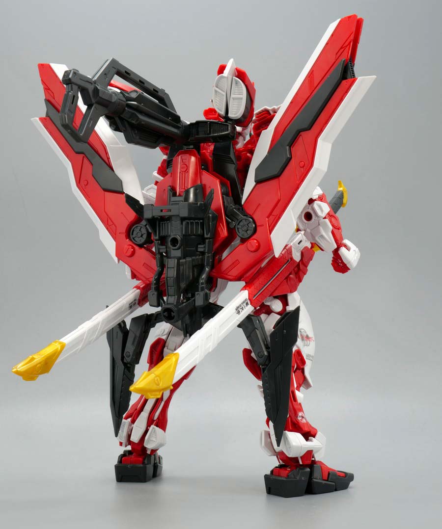 ガンプラ】MG 1/100 ガンダムアストレイレッドフレーム改 レビュー