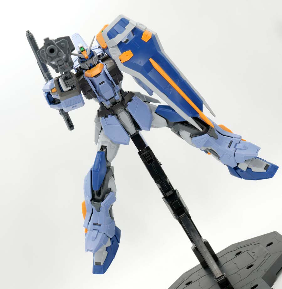 ガンプラ】MG 1/100 デュエルガンダム アサルトシュラウド レビュー