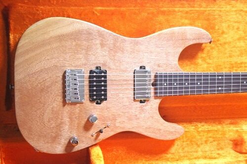 ディンキーストラト自作 オイルフィニッシュ→組み込み→完成 – ギター