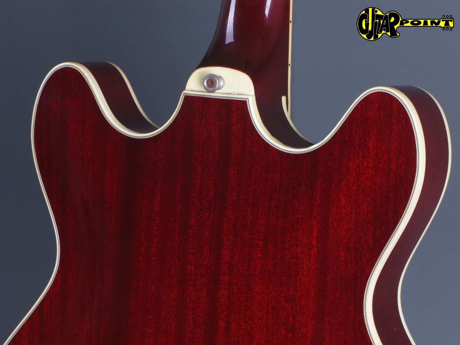 1974 Guild Starfire IV – Cherry – GuitarPoint