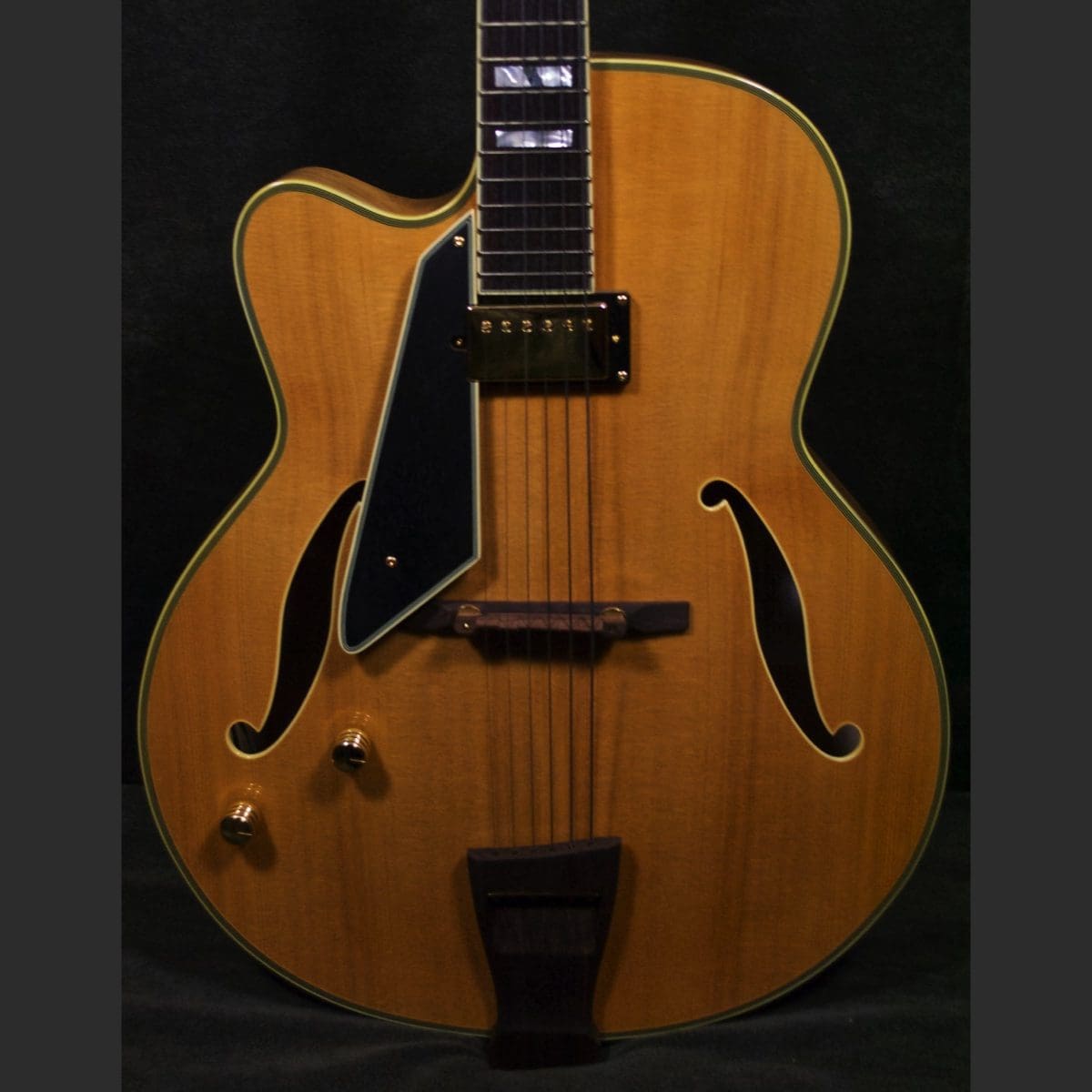 Peerless Monarch 17 Lefty Archtop Guitar w case #8557 -SOLD