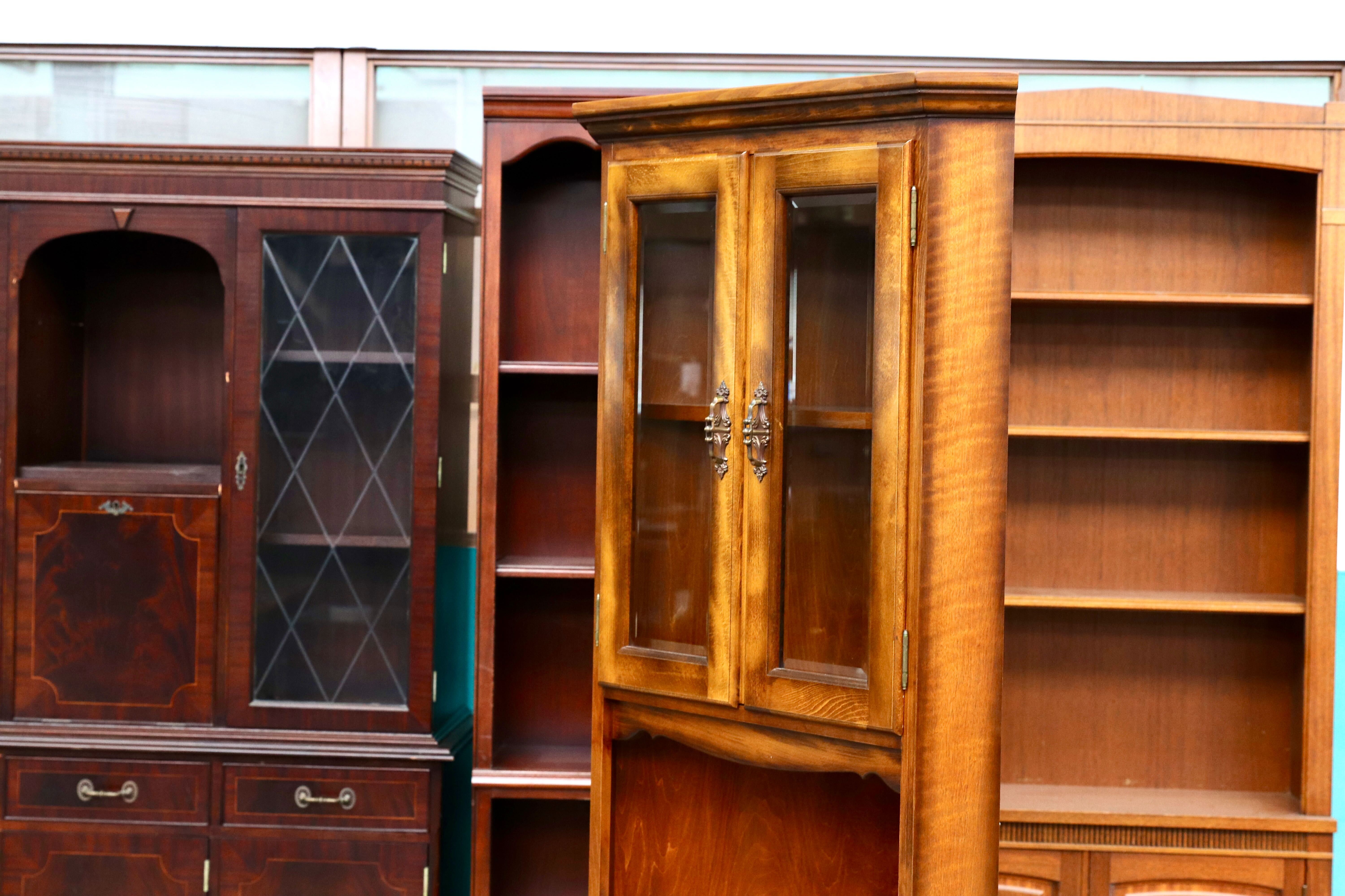 GMIK192○karimoku / カリモク コーナーキャビネット 飾り棚