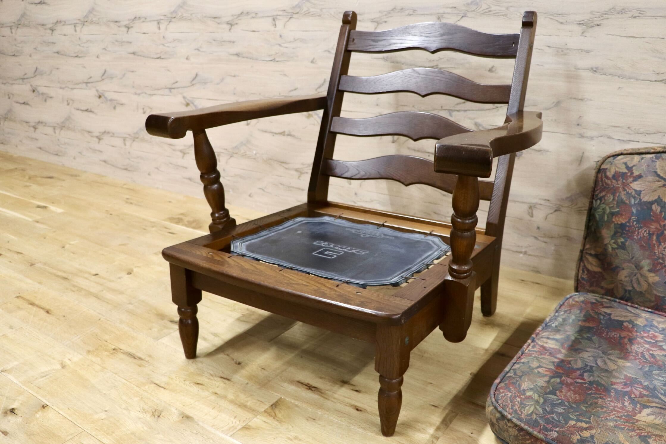 GMHK754A○コスガ / KOSUGA シングルソファ 椅子 アームチェア