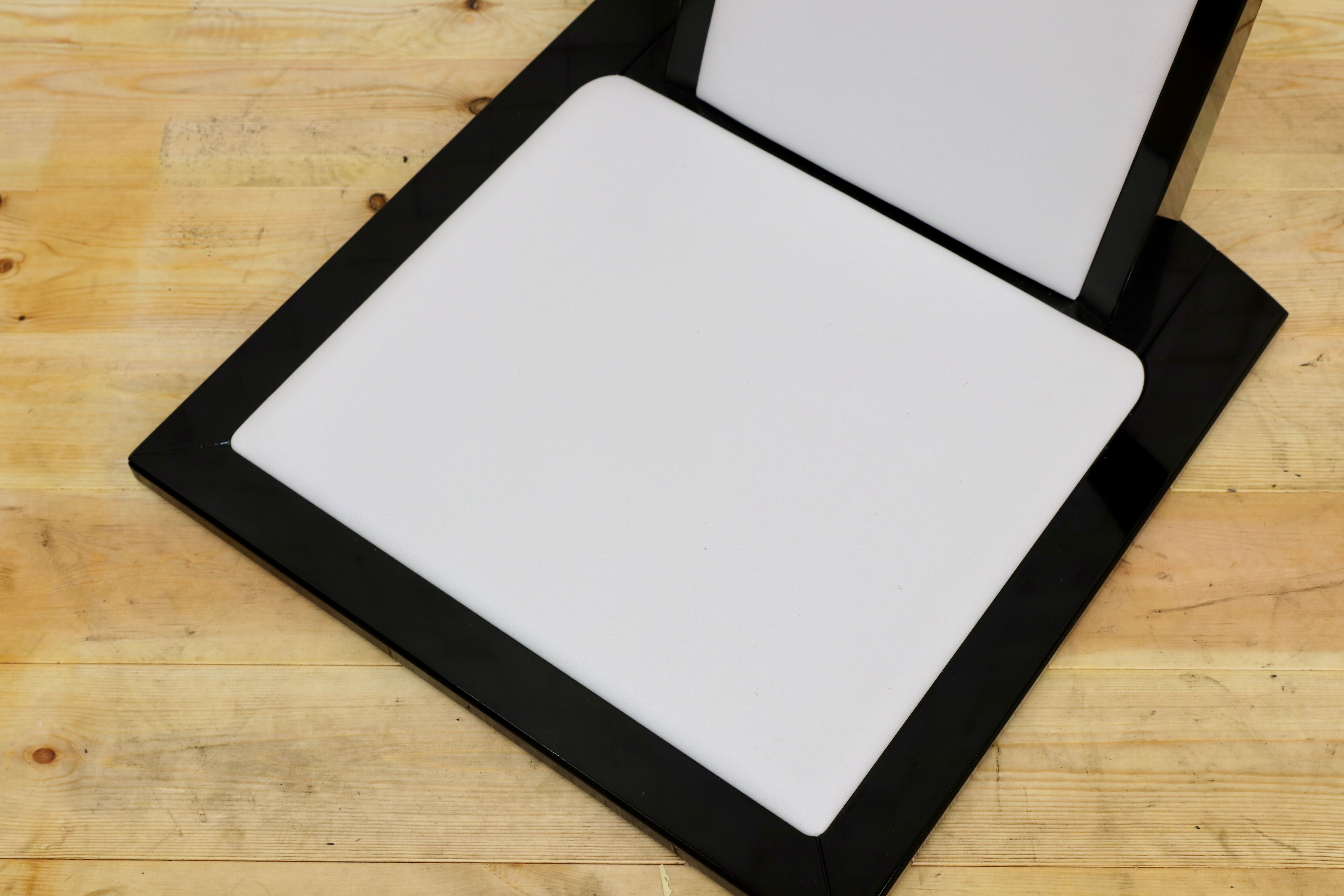 GMHO35○モリシゲ / MORISHIGE 水葉 座椅子 白 合皮 レザー 低座椅